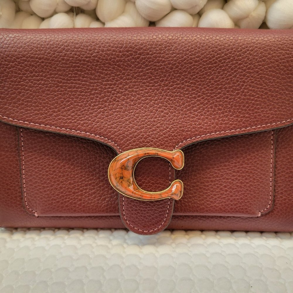 ❤️SOLD❤️ Coach Tabby Chain Clutch with Bead chain - Picture 2 of 16
